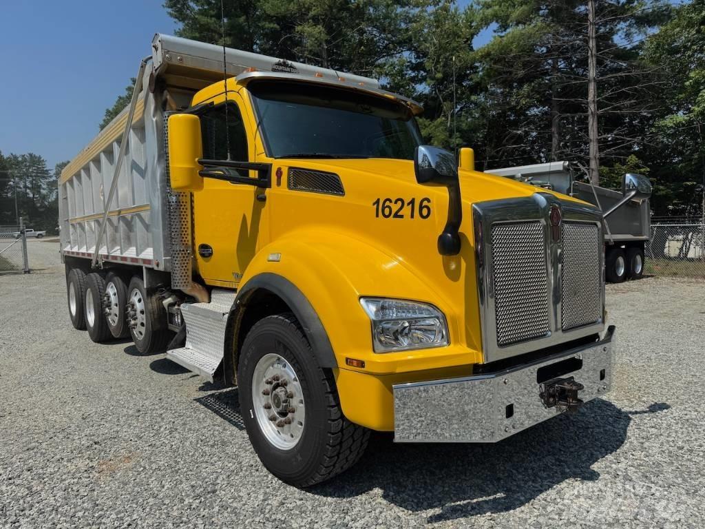 Kenworth T 880 Tipper trucks