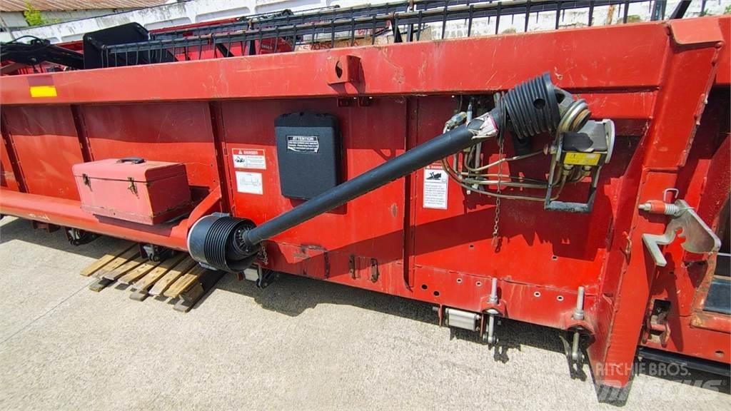 Case IH 3020 Harvester heads
