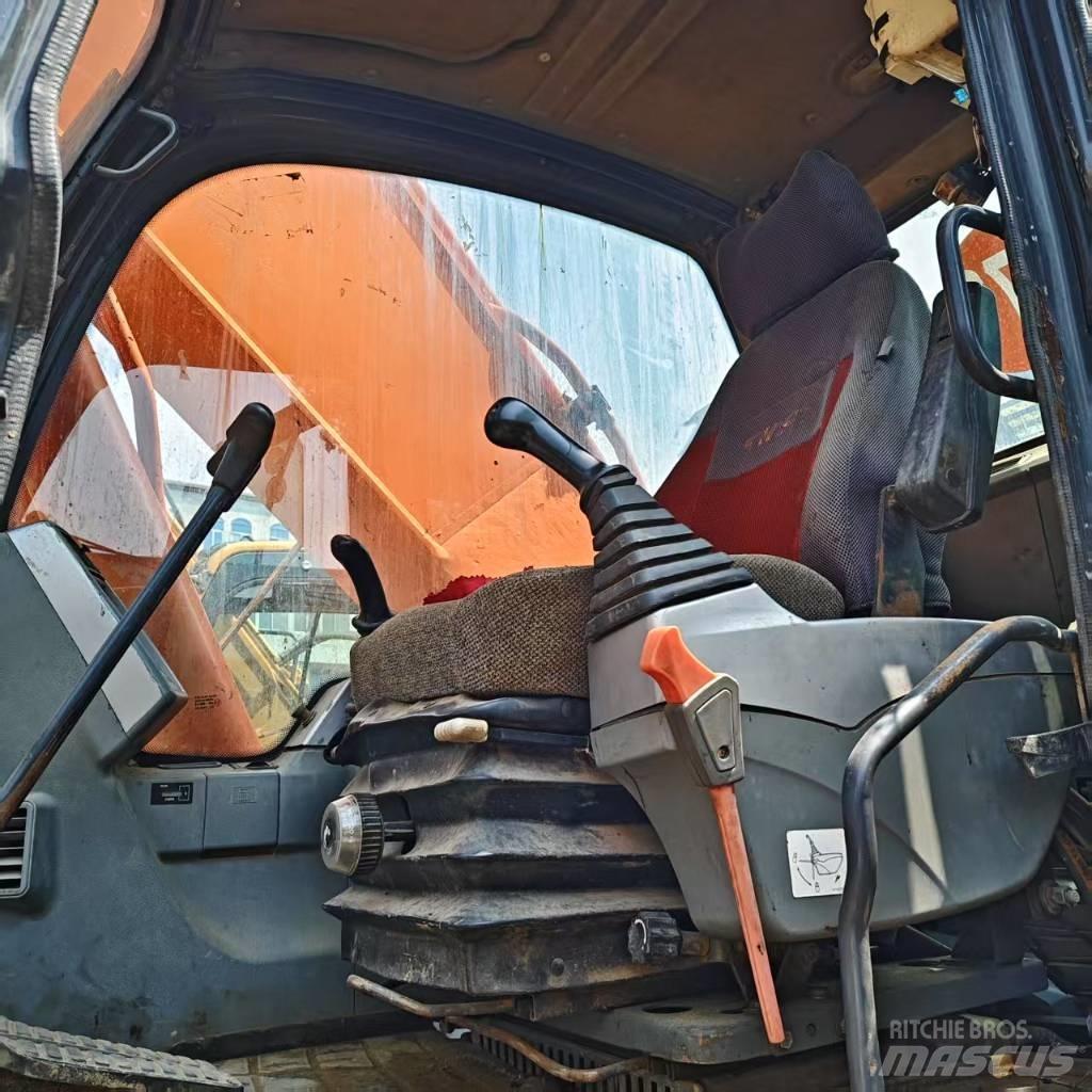 Doosan DX 300 Crawler excavators