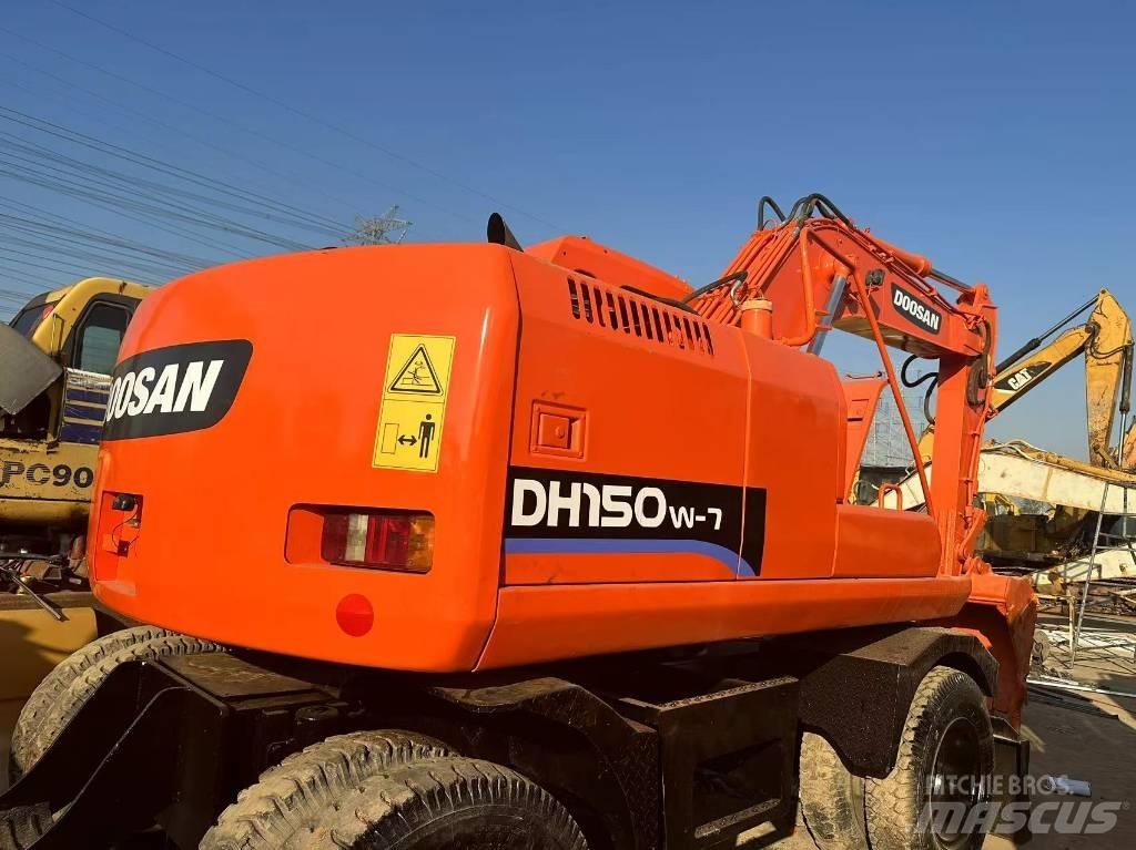 Doosan 150 W-7 Wheeled excavators
