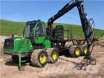 John Deere 1110 E Forwarders