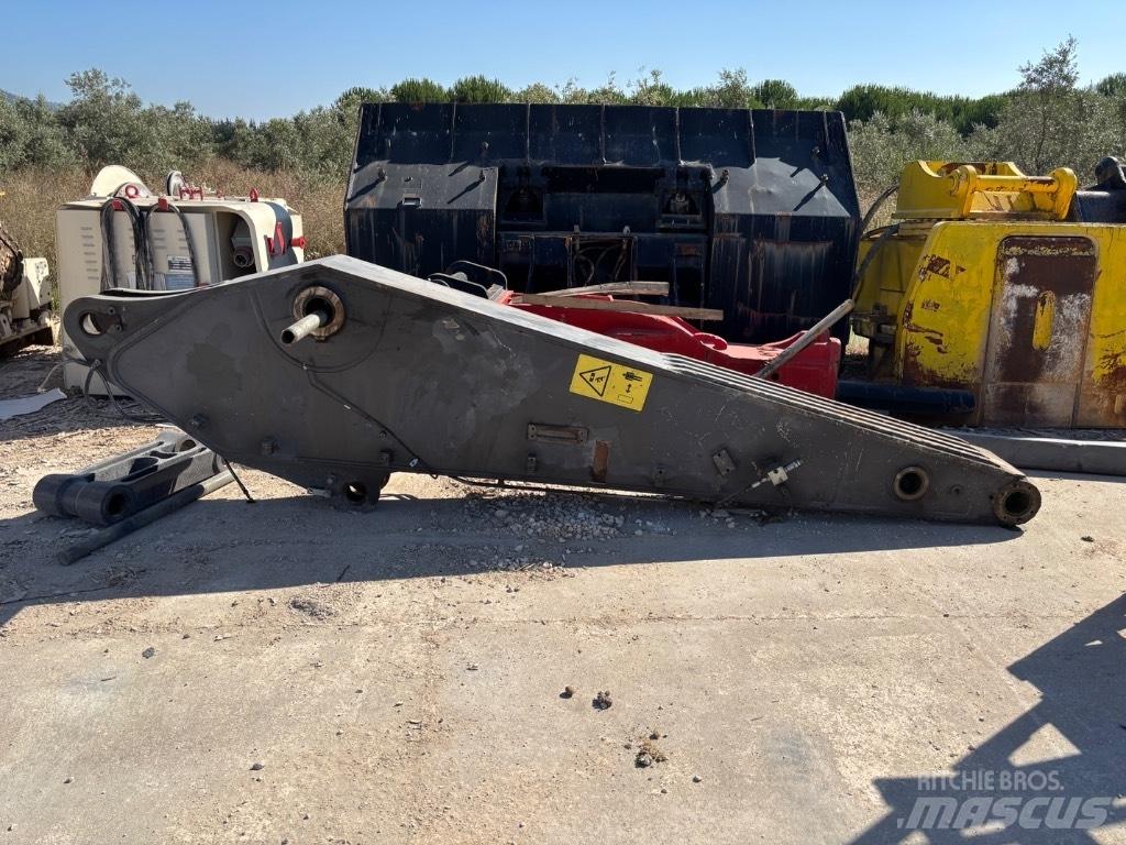 Volvo EC380 Stick Booms and arms