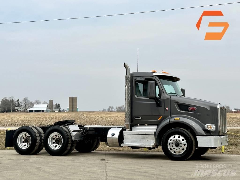 Peterbilt 567 Prime Movers