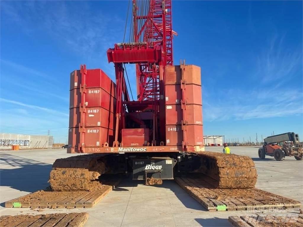 Manitowoc 14000 Track mounted cranes
