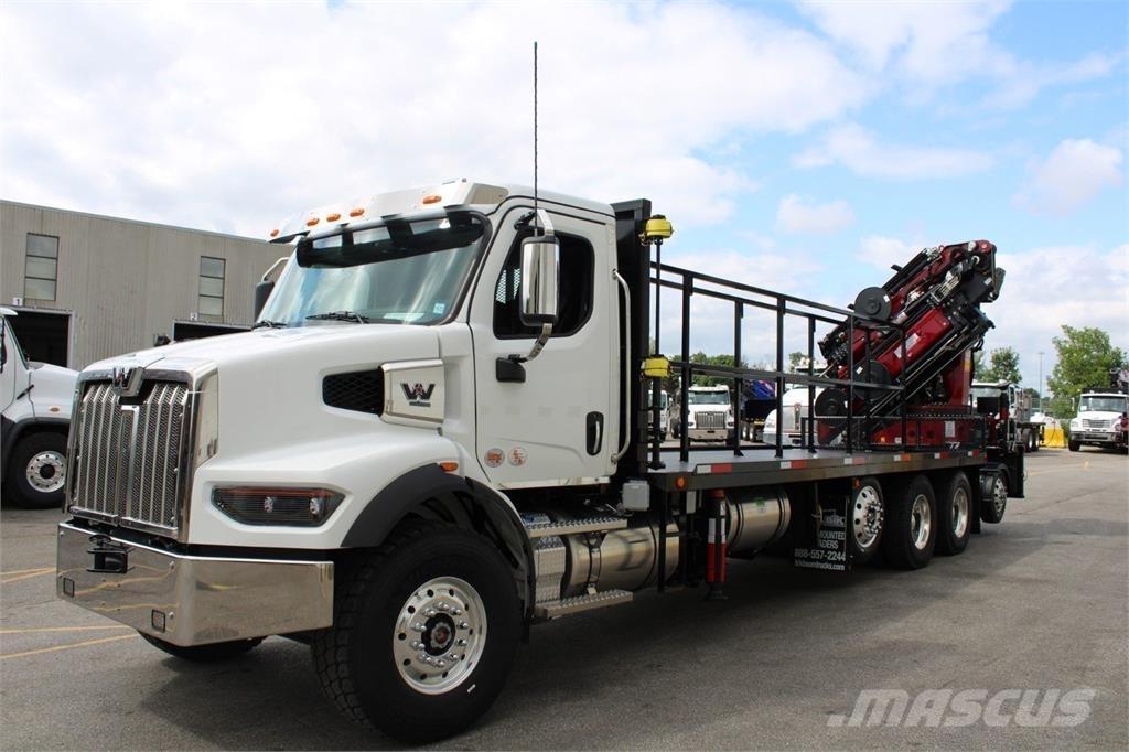 BIK FC-76 Truck mounted cranes