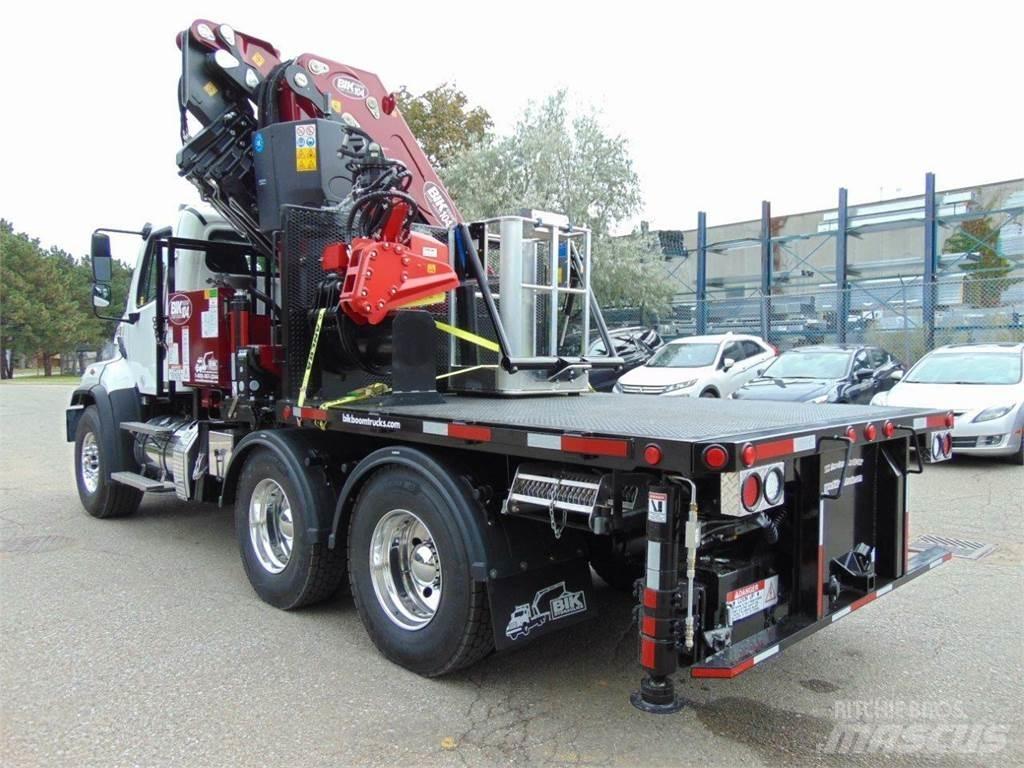 BIK TC-98 Truck mounted cranes