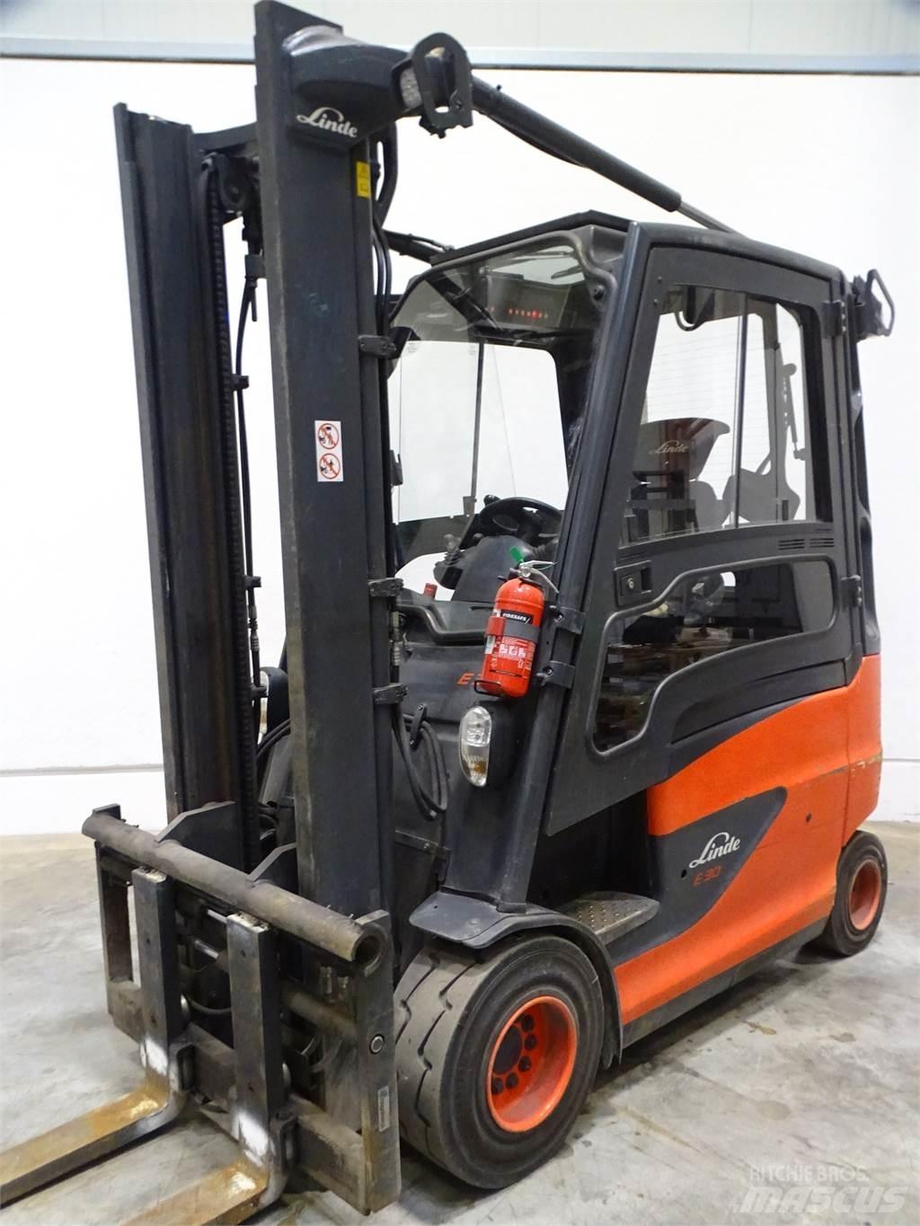 Linde E30HL Electric forklift trucks