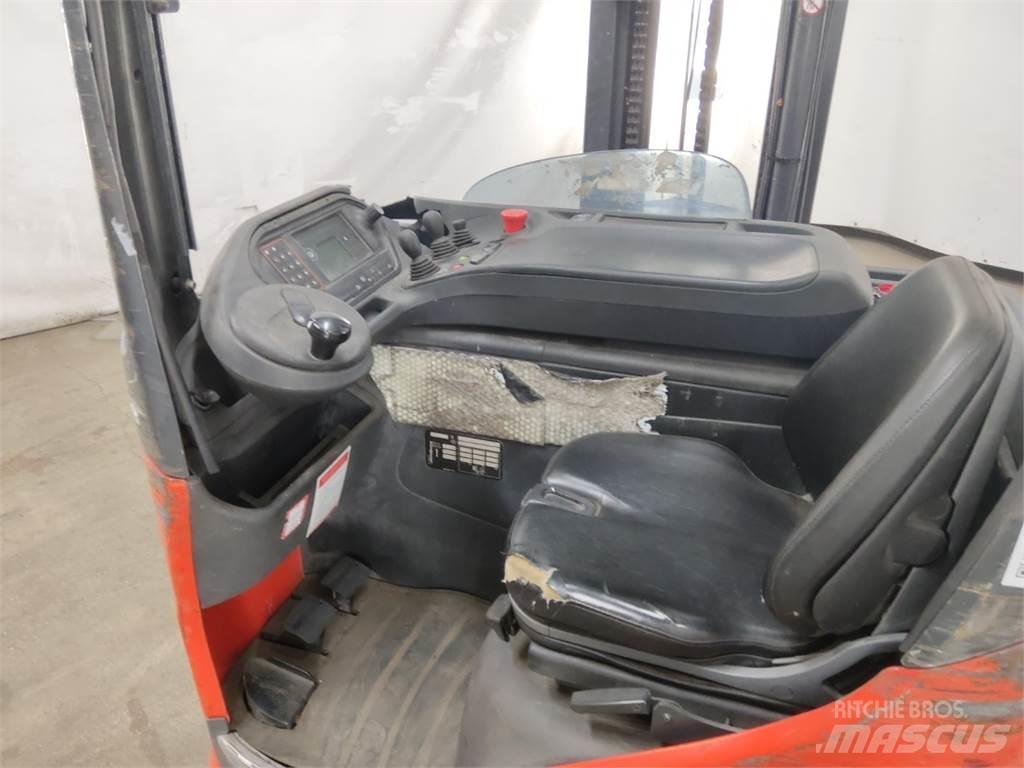 Linde R16HD-01 Reach truck