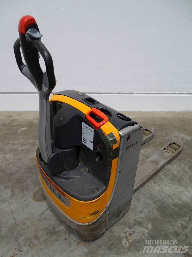 Still EXU16 Low lifter