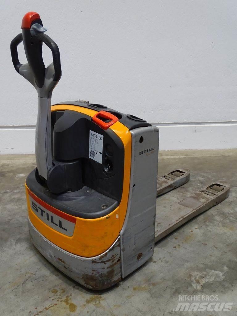 Still EXU16 Low lifter