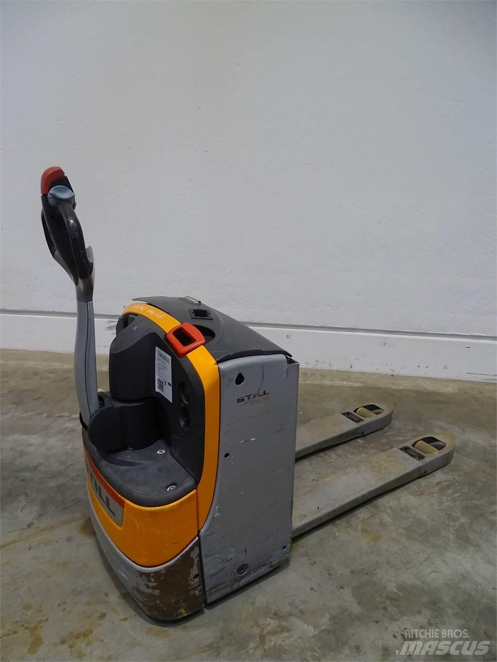 Still EXU16 Low lifter