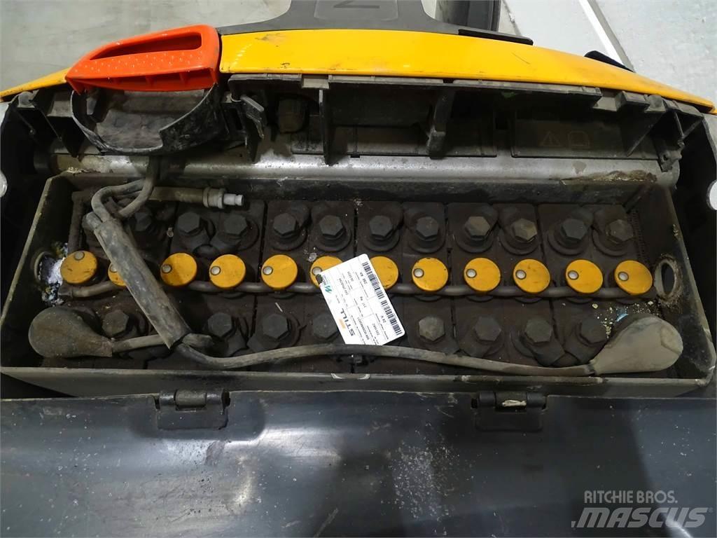 Still EXU16 Low lifter