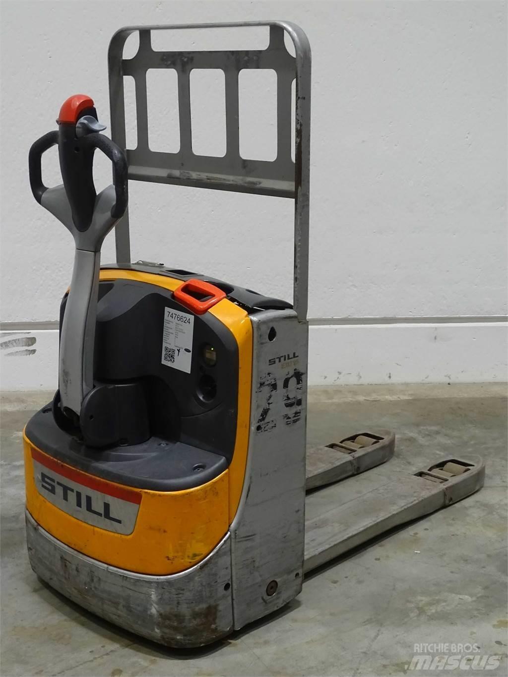 Still EXU16 Low lifter