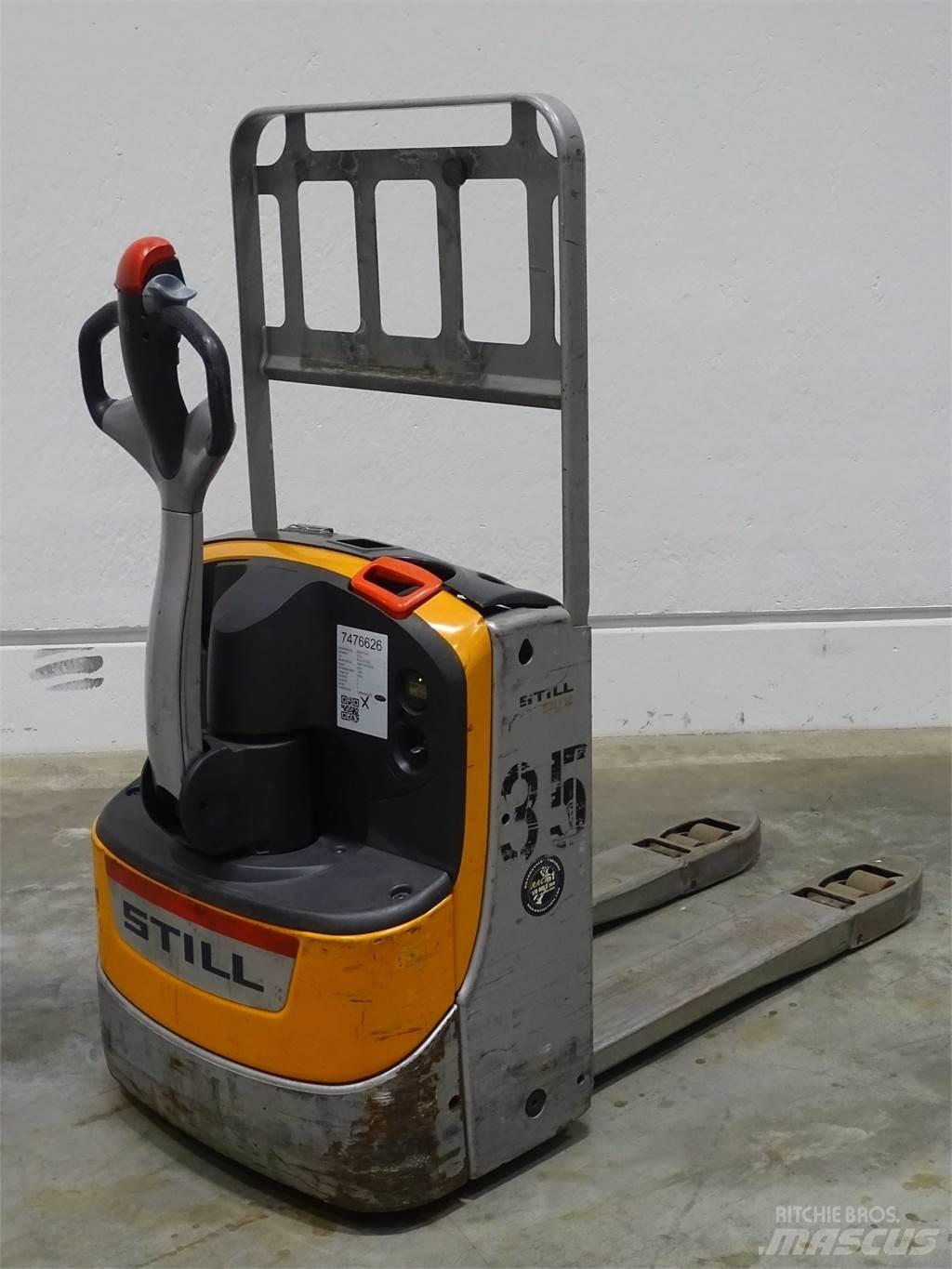 Still EXU16 Low lifter