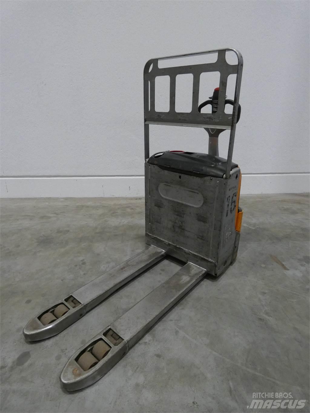 Still EXU16 Low lifter