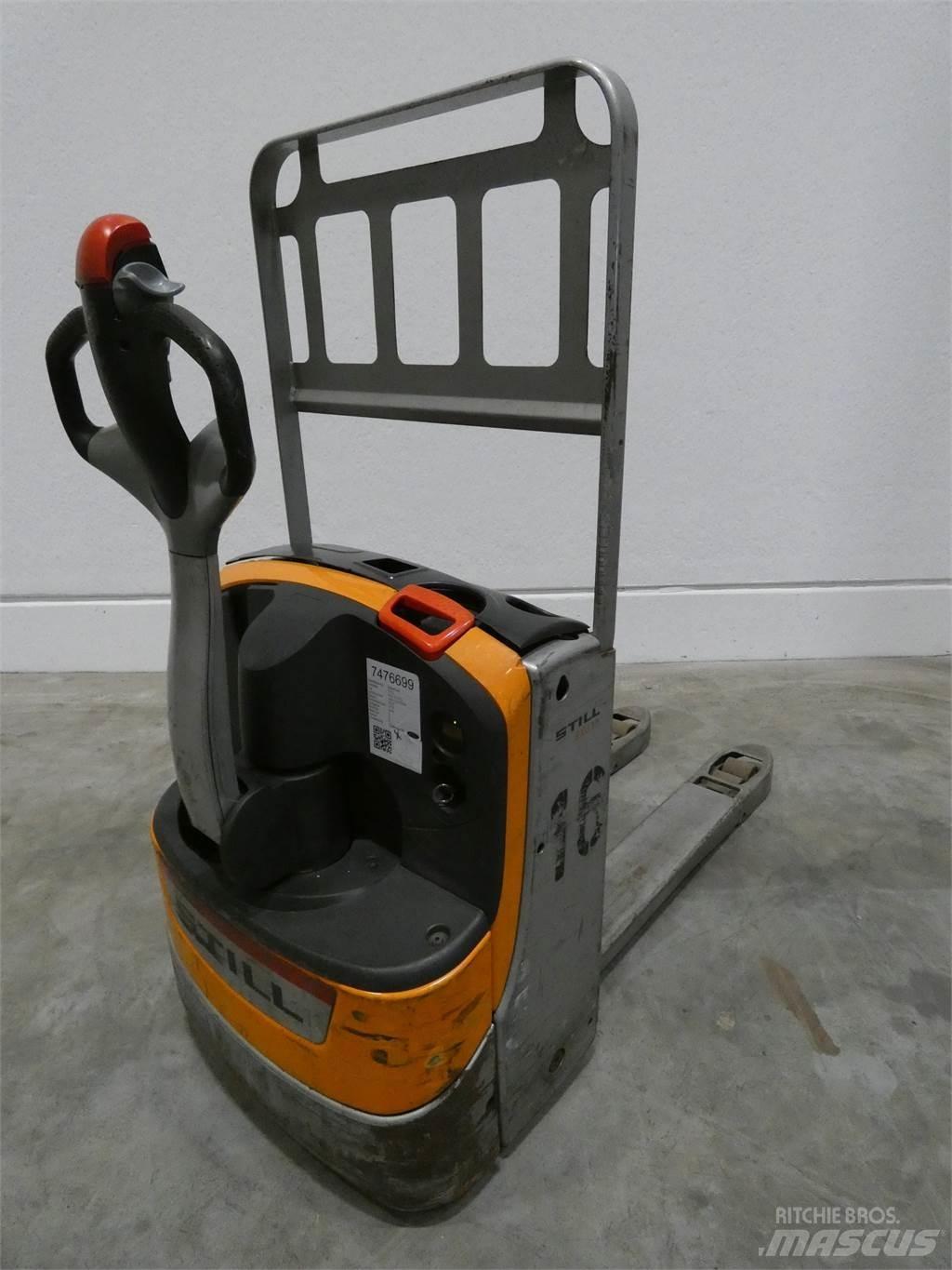 Still EXU16 Low lifter