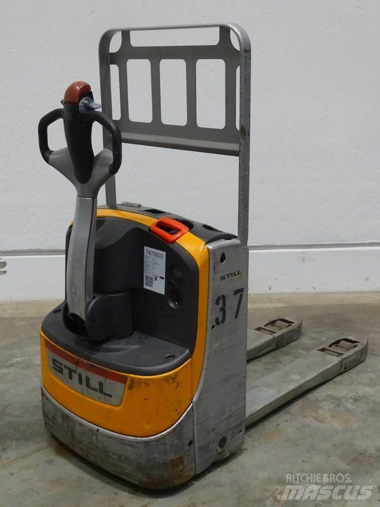 Still EXU16 Low lifter