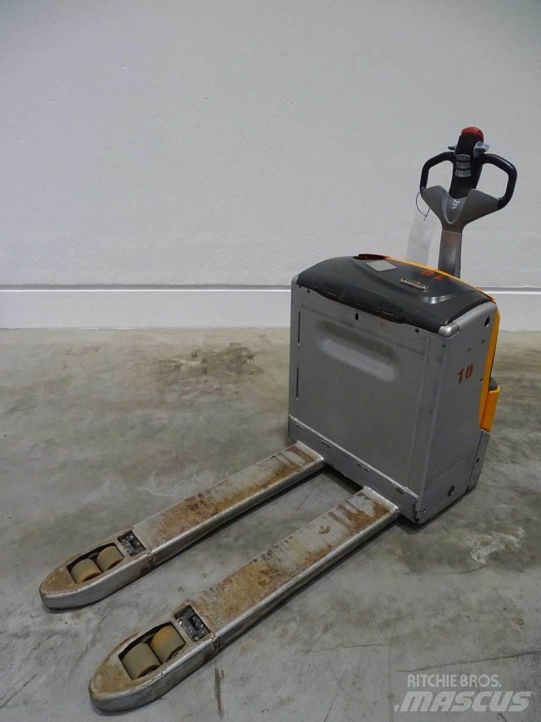 Still EXU18 Low lifter