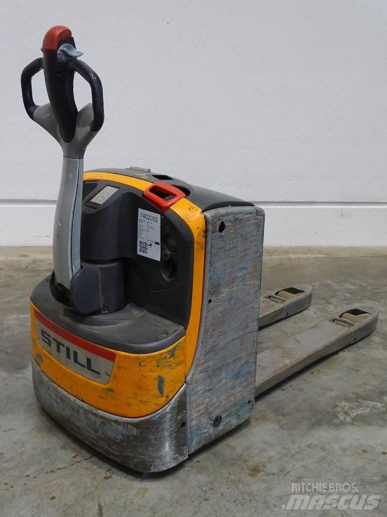 Still EXU18 Low lifter