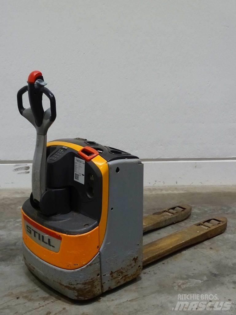 Still EXU18 Low lifter
