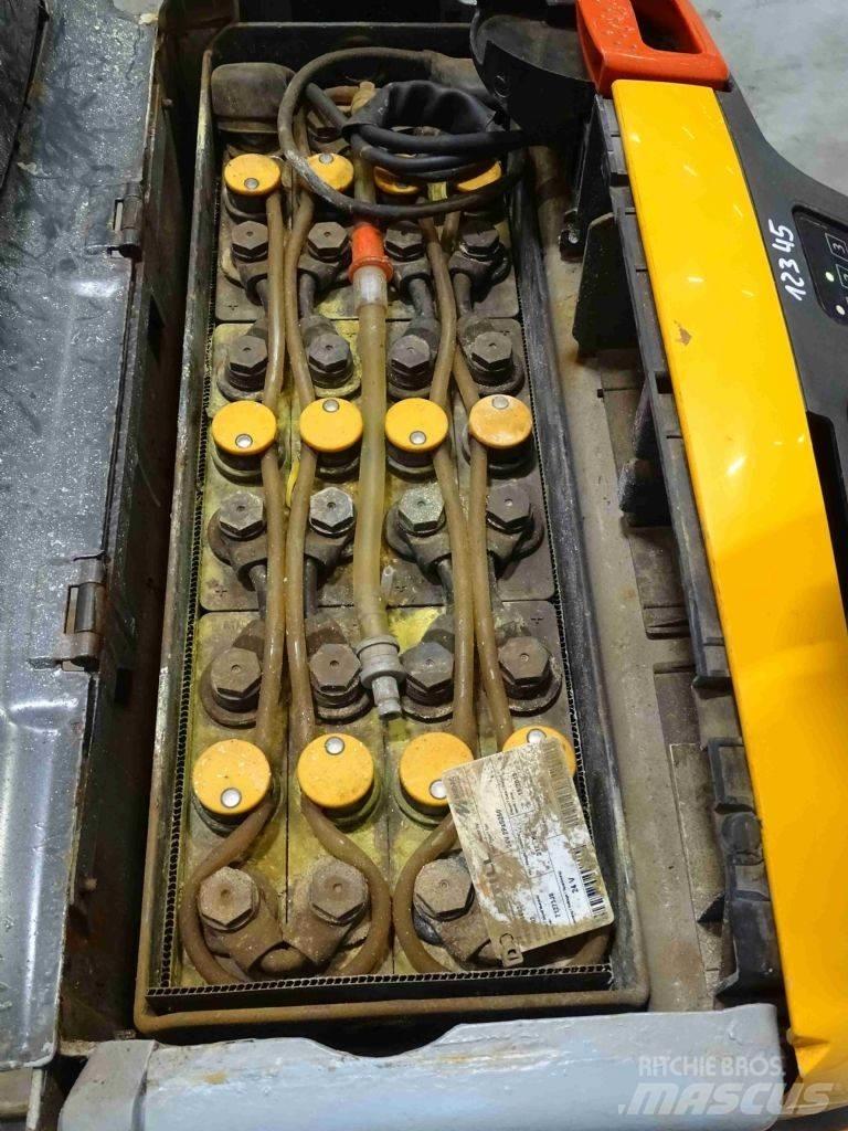 Still EXU18 Low lifter