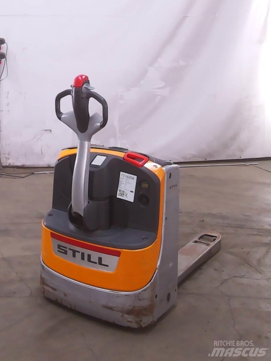 Still EXU18 Low lifter
