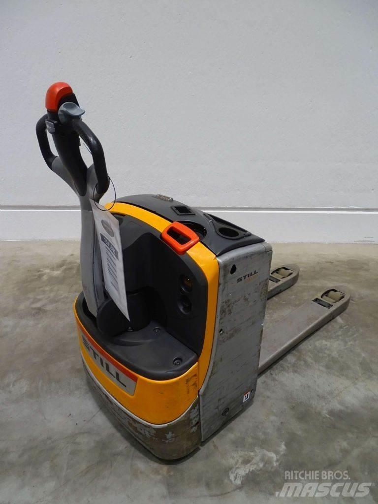 Still EXU20 Low lifter