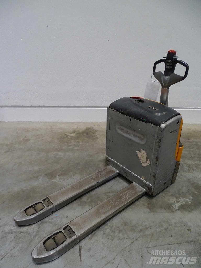 Still EXU20 Low lifter