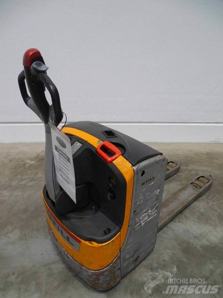 Still EXU20 Low lifter