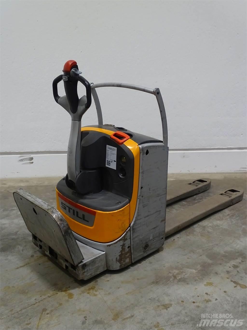Still EXU20 Low lifter