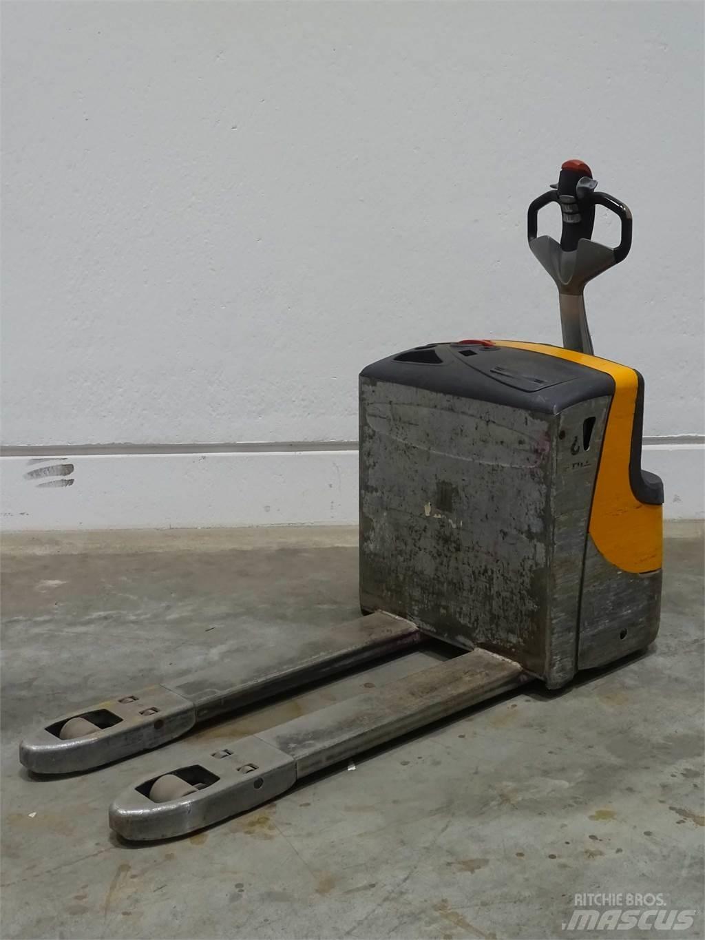 Still EXU20 Low lifter