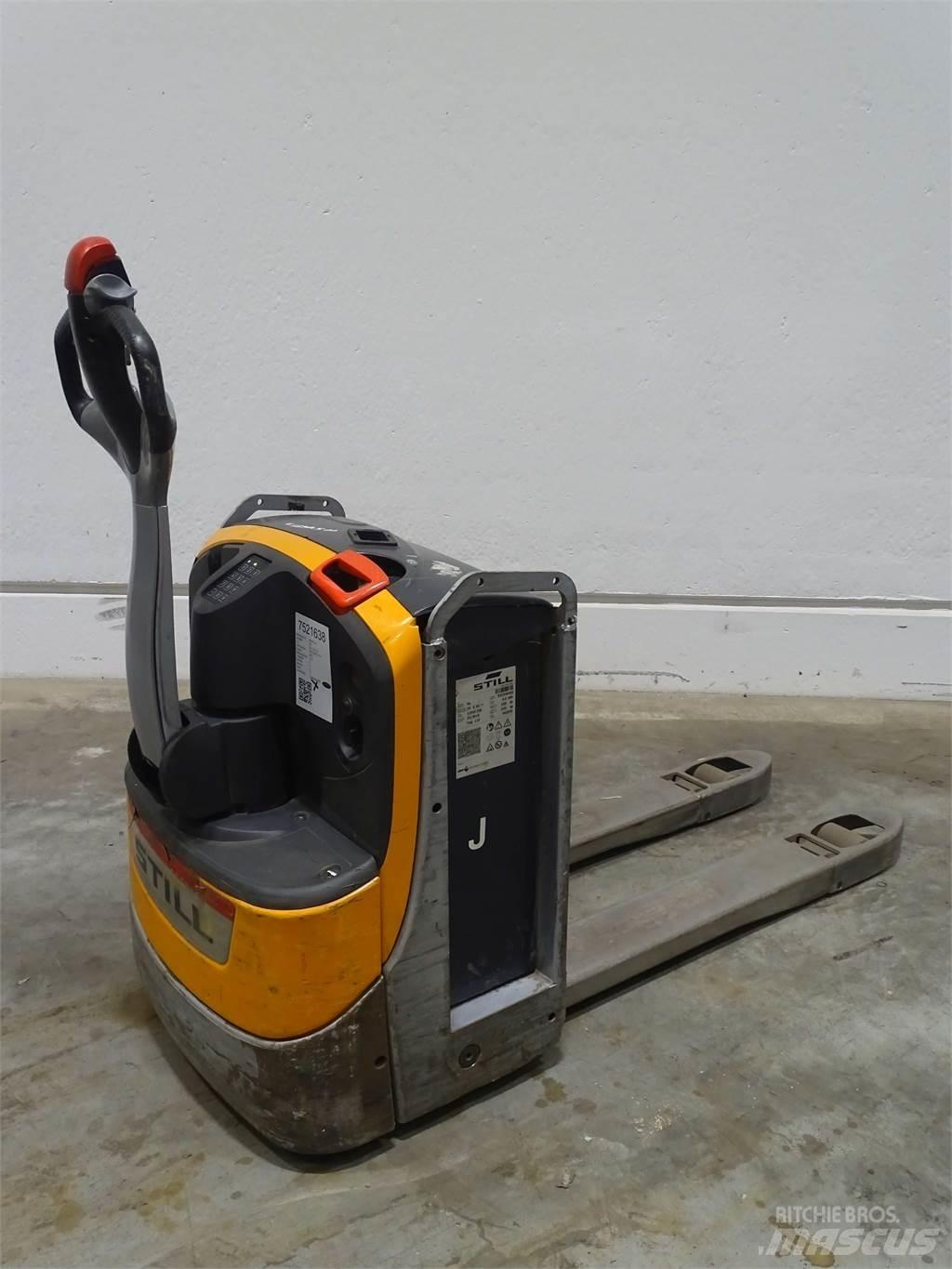 Still EXU20 Low lifter