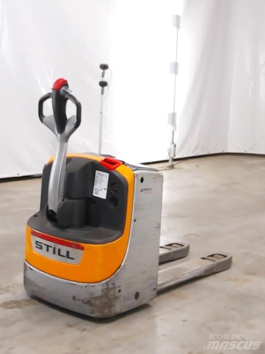 Still EXU20 Low lifter