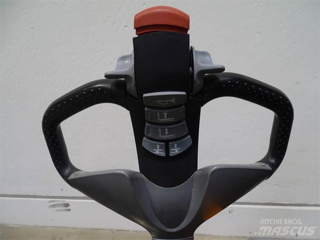 Still EXV12I Pedestrian stacker