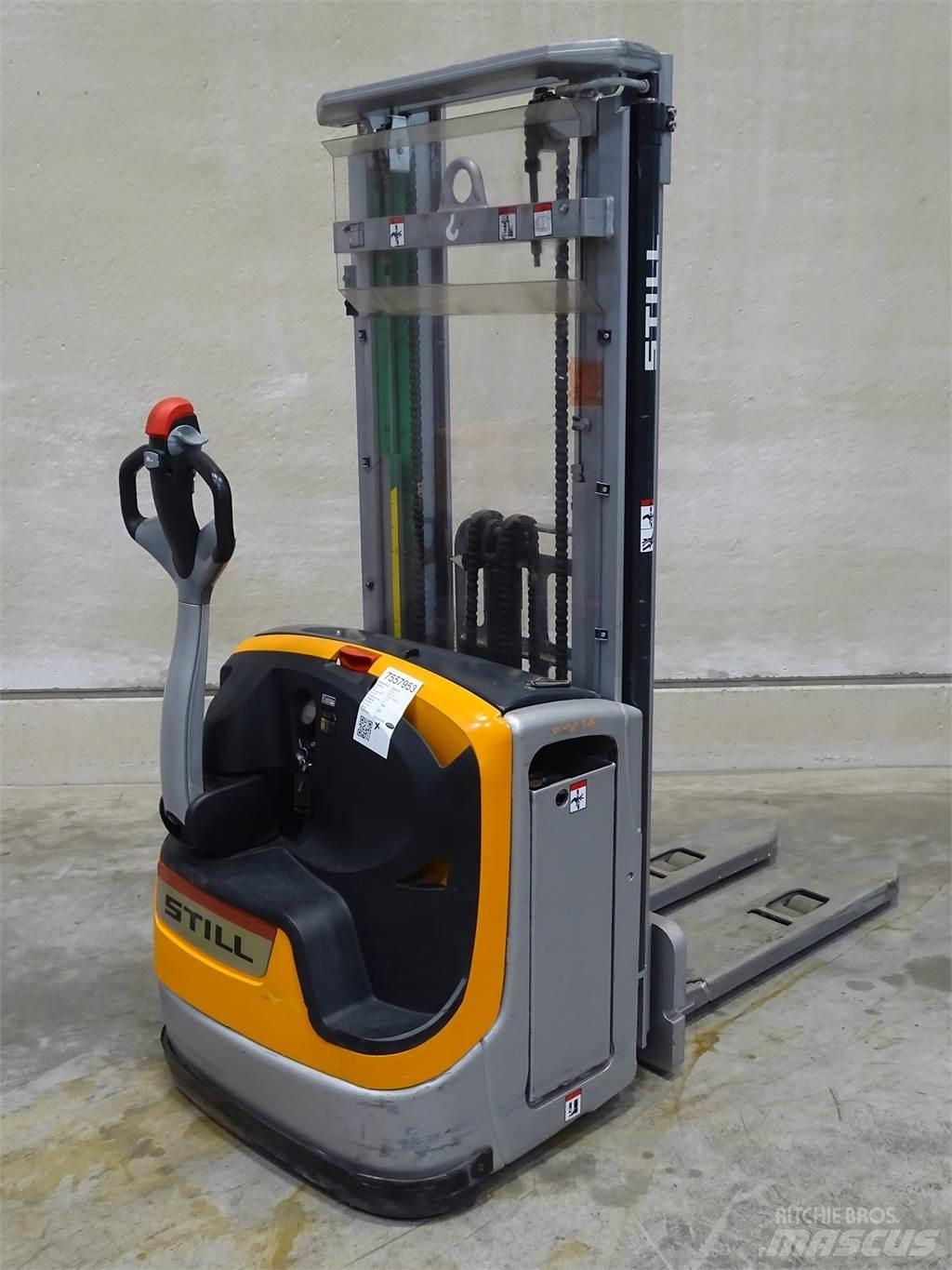 Still EXV14C Pedestrian stacker