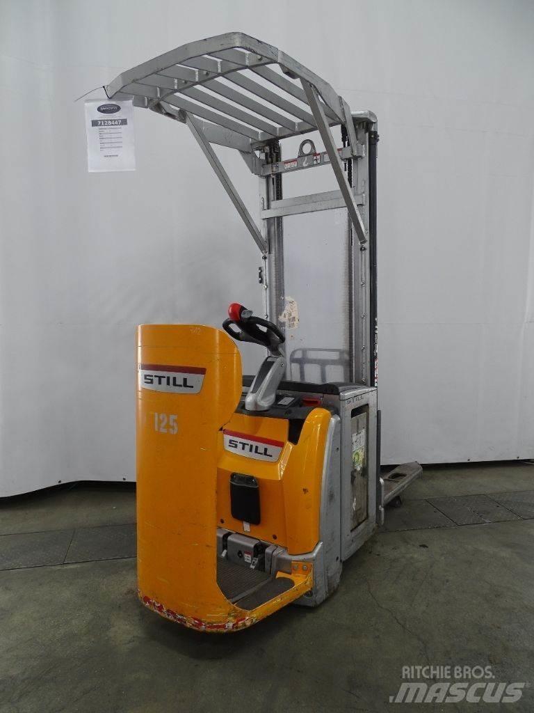 Still EXV16I Pedestrian stacker