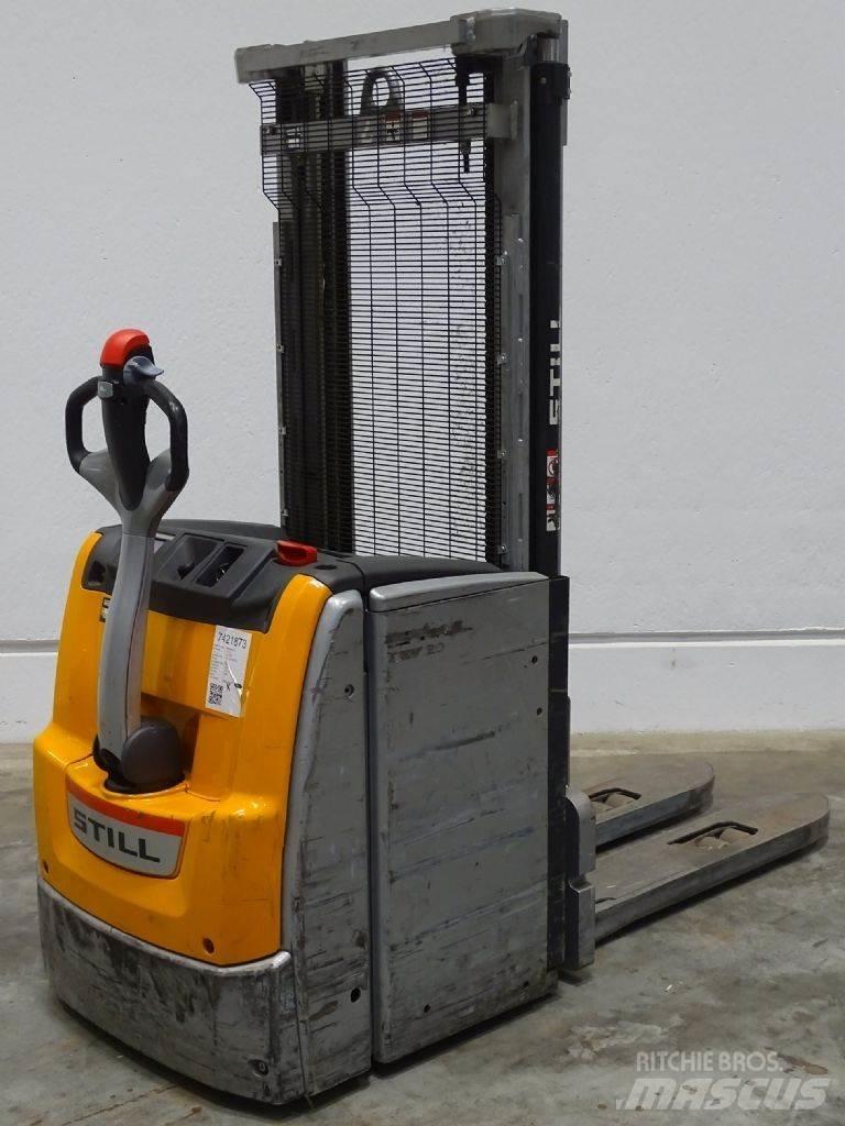 Still EXV20 Pedestrian stacker