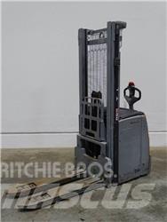 Still EXV20I Pedestrian stacker
