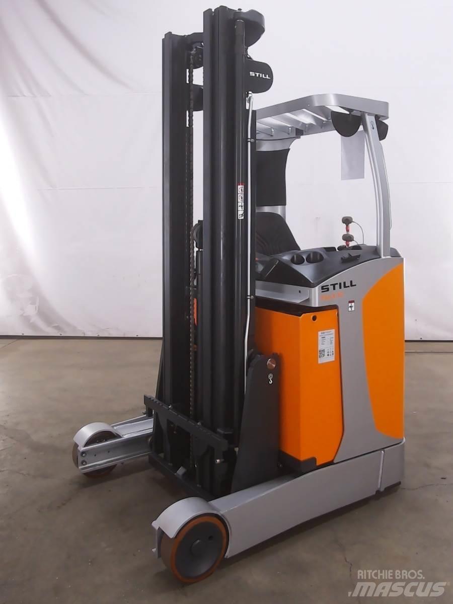 Still FM-X10 Reach truck
