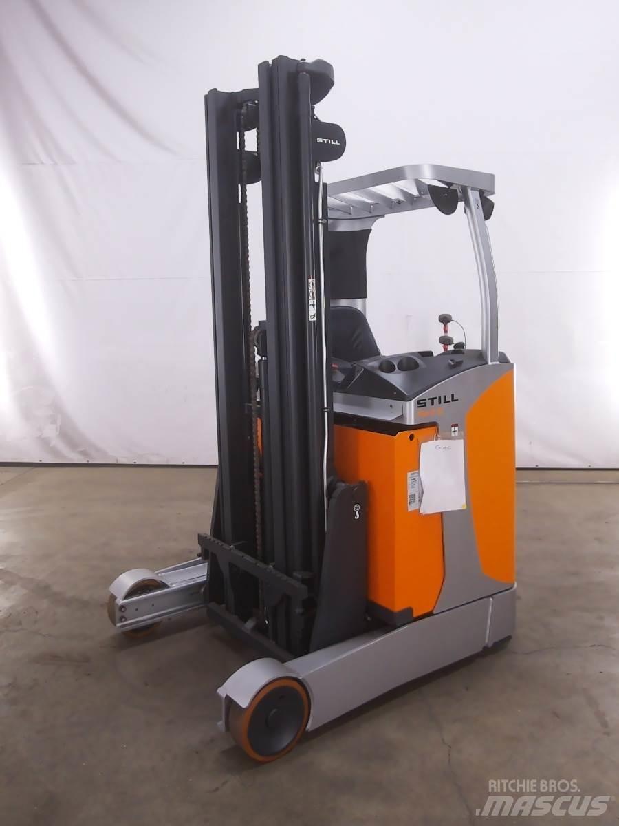 Still FM-X10 Reach truck