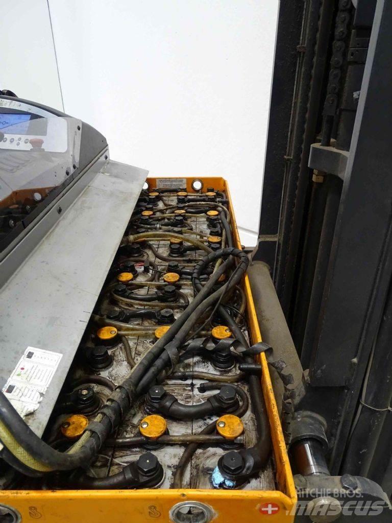 Still FM-X14 Reach truck