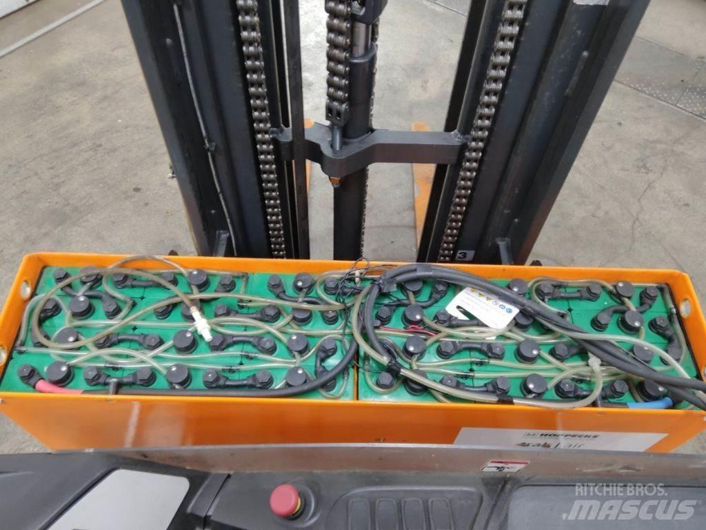 Still FM-X14 Reach truck