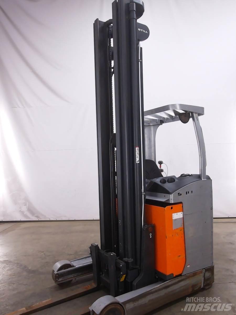 Still FM-X14 Reach truck