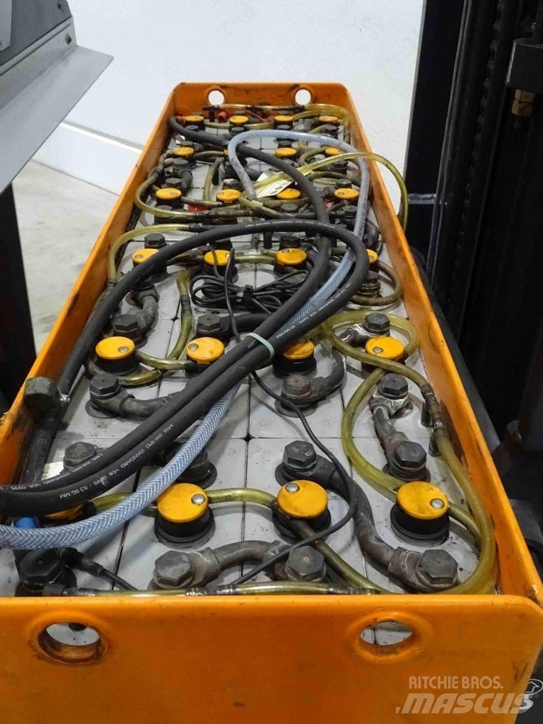 Still FM-X14 Reach truck