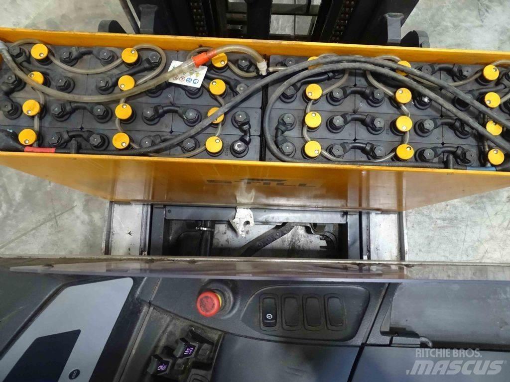 Still FM-X14 Reach truck