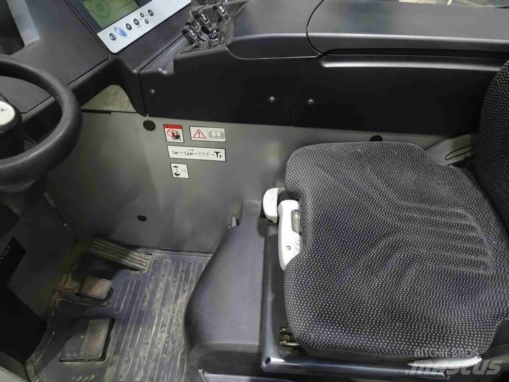 Still FM-X14 Reach truck