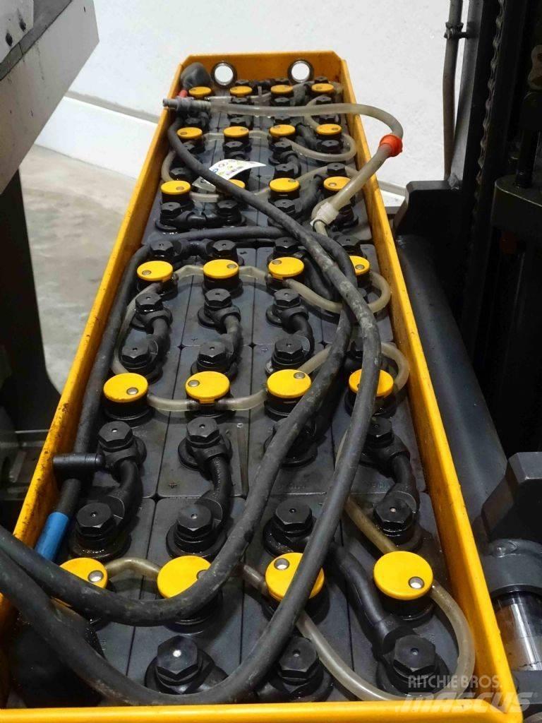 Still FM-X14 Reach truck
