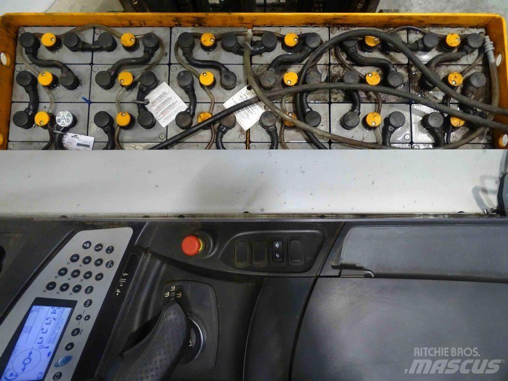 Still FM-X14 Reach truck