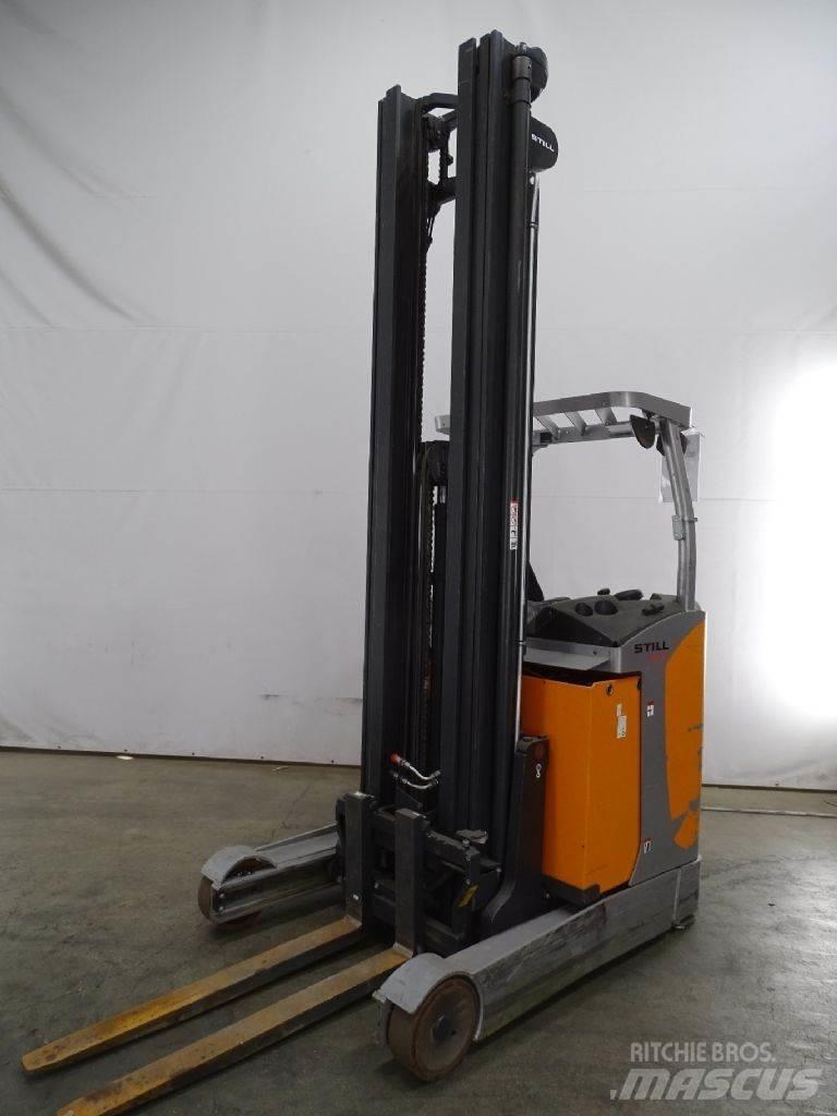 Still FM-X17 Reach truck