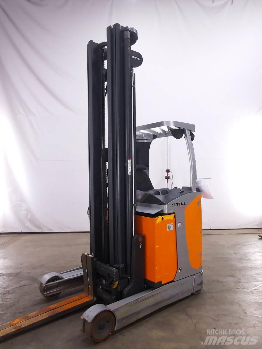 Still FM-X17 Reach truck